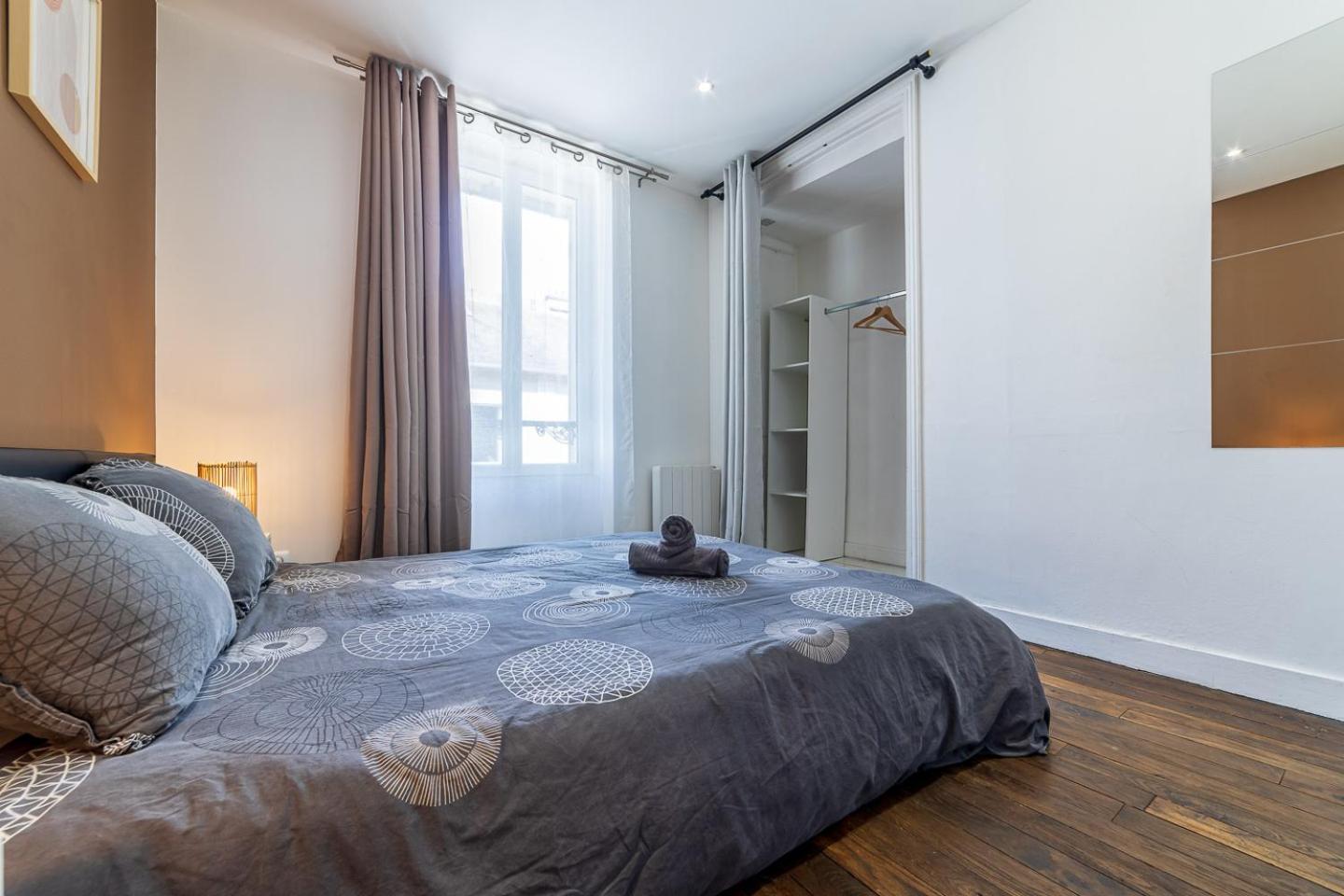 Appartamento Le Cosy Melun Esterno foto
